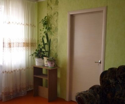 Квартиры посуточно в Братске: Братск, улица Комсомольская, фото 3