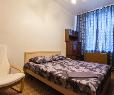 Двухкомнатная квартира, 60 м², 2/3 этаж: Челябинск, улица Каслинская, фото 1