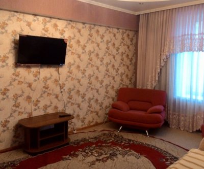 Чистая, уютная 2-х комнатная квартира: Барнаул, проспект Ленина, фото 1