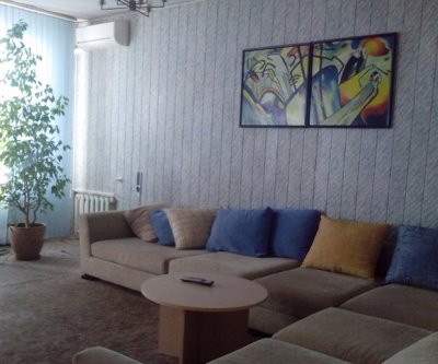 3-комнатная квартира-студия в центре.: Пенза, улица Московская, фото 1
