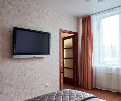 Квартира с джакузи для пары, для семьи!: Екатеринбург, улица Хохрякова, фото 4