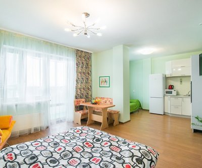 Светлая квартира в новом доме: Екатеринбург, улица Самолетная, фото 2