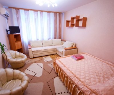 Уютная, чистая 1-комнатная квартира: Красноярск, улица Авиаторов, фото 2