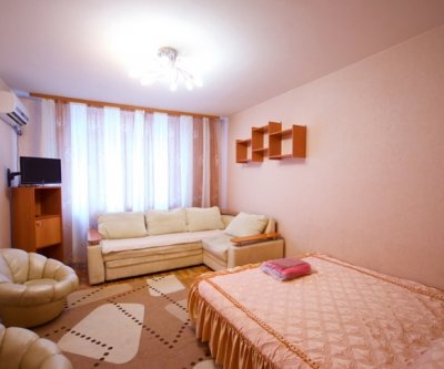 Уютная, чистая 1-комнатная квартира: Красноярск, улица Авиаторов, фото 1