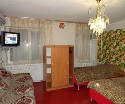 2_х комнатная мини гостиница: Новороссийск, набережная Адмирала Серебрякова, фото 1