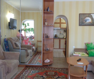 Уютная квартира люкс на Среднеслободской: Ялта, Средне-Слободская улица, фото 3