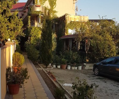 Мини-отель «Валента»: Феодосия, улица Науки, фото 1