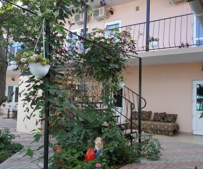 «Гостеприимный дом»: Феодосия, Ялтинская улица, фото 4
