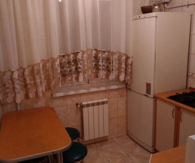 Уютная квартира на Московской для семейного отдыха.: Ялта, Московская улица, фото 1