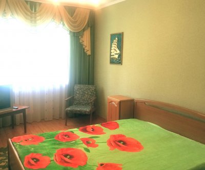 Уютная 3-х комнатная квартира в центре Алушты на ул. Снежковой,24: Алушта, улица Снежковой, фото 1