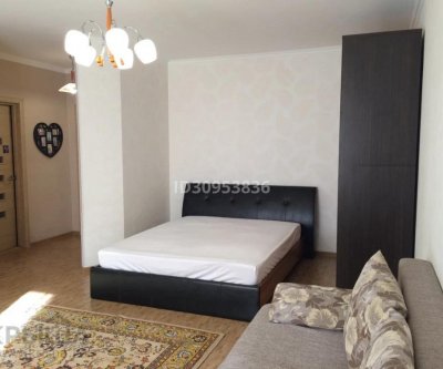 1-комнатная квартира, 50 м², 6/9 этаж посуточно, Иманбаевой 2 — Республики: Астана, Иманбаевой, фото 2