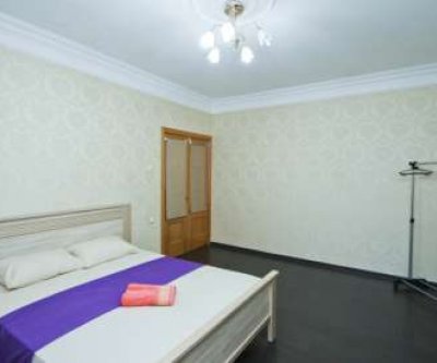 3-комнатная квартира, улица Мелик-Карамова, 41: Сургут, улица Мелик-Карамова, фото 2