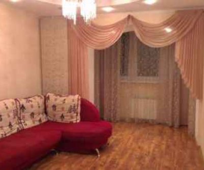 2-комнатная квартира, улица Марата, 8а: Ульяновск, улица Марата, фото 1