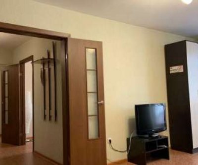 2-комнатная квартира, проспект Ермакова, 2: Новокузнецк, проспект Ермакова, фото 3