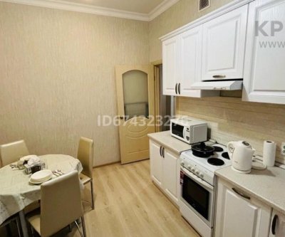 1-комнатная квартира, 42 м², 3/6 этаж посуточно, Кабанбай Батыра: Астана,  Кабанбай Батыра, фото 4