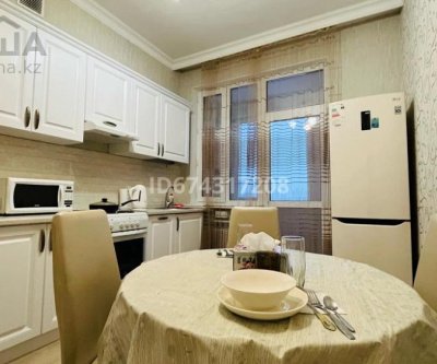 1-комнатная квартира, 42 м², 3/6 этаж посуточно, Кабанбай Батыра: Астана,  Кабанбай Батыра, фото 3