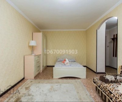 1-комнатная квартира, 38 м², 2/3 этаж посуточно, Сейфулина 466: Алматы,  Сейфулина, фото 1