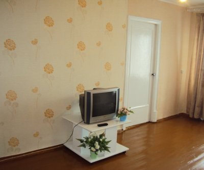 3-комн. квартира посуточно, 60 м², 2/5 эт.: Кострома, улица Советская, фото 1
