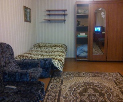 Чисто! Уютно! Как дома!: Омск, Космический проспект, фото 1