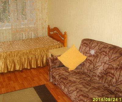 Квартира на сутки в Дзержинске: Дзержинск, улица Черняховского, фото 1