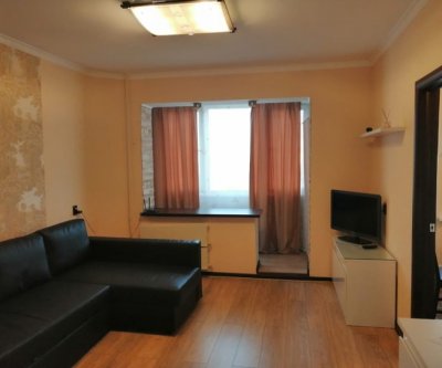 1-комн. квартира посуточно, 35 м², 10/10 эт.: Новосибирск, Сакко и Ванцетти, фото 1