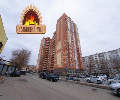 Двухкомнатная квартира в центре города: Оренбург, улица Мало-Ленинская, фото 1