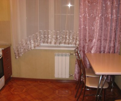 Супер хорошая квартира: Тольятти, улица Дзержинского, фото 2
