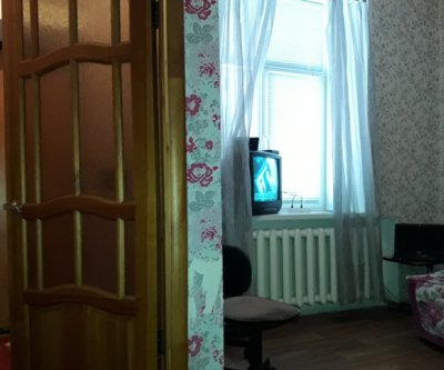 Сдам квартиру с отдельным входом: Тольятти, улица Никонова, фото 2