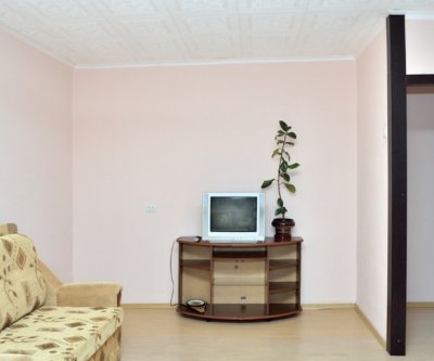 Светлана уютная квартира: Новосибирск, улица Кошурникова, фото 2