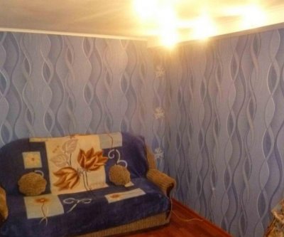 Уютная двухкомнатная квартира: Самара, улица Антонова-Овсеенко, фото 2
