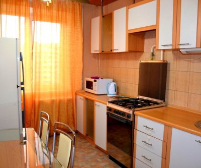 Комфортабельная и уютная 2 к.квартира: Волгоград, Константина Симонова, фото 3