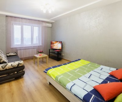 1-комн. квартира посуточно, 48 м², 20/20 эт.: Новосибирск, улица Крылова, фото 1