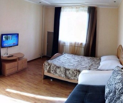 Квартира на короткий срок: Первоуральск, улица Емлина, фото 1