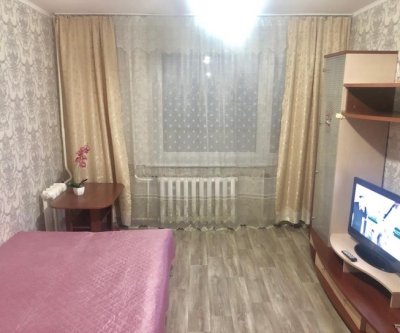 Уютная квартира около Алмаза: Челябинск, улица Руставели, фото 1