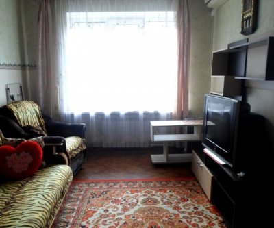 Современная благоустроенная квартира: Таганрог, улица Свободы, фото 1
