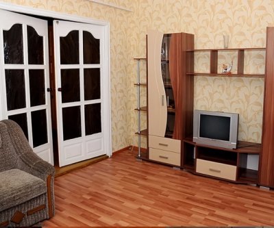 Комфортабельная квартира посуточно: Омск, улица Маяковского, фото 2