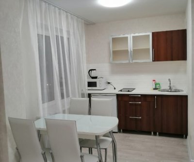 Уютная 2-х комнатная квартира: Красноярск, улица Дубровинского, фото 2