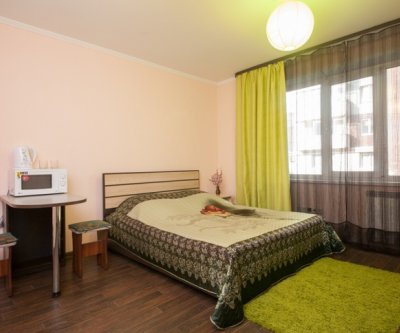 1-комн. квартира посуточно, 26 м², 1/10 эт.: Красноярск, улица Батурина, фото 1