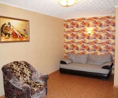 Чистая, уютная квартира для двоих.: Челябинск, шоссе Металлургов, фото 1