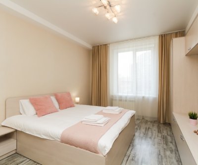 Просторная 2к RentHouse, Центр, Речной: Новосибирск, улица Зыряновская, фото 2