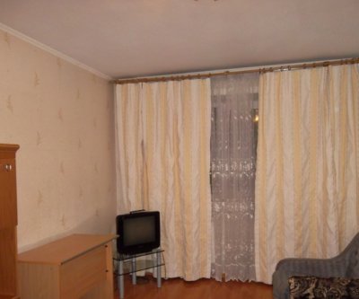 2-комн. квартира посуточно, 45 м², 2/5 эт.: Новосибирск, Комсомольский проспект, фото 3
