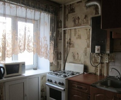 2-комн. квартира посуточно, 42 м², 3/4 эт.: Оренбург, проспект Гагарина, фото 3