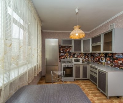 2-комн. квартира посуточно, 56 м², 4/9 эт.: Красноярск, улица Алексеева, фото 3