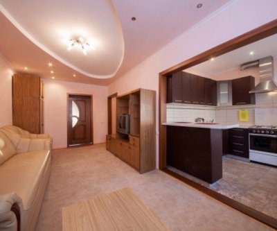 2-комн. квартира посуточно, 44 м², 3/5 эт.: Красноярск, улица Бограда, фото 1