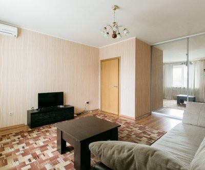 Уютная квартира в новом доме.: Новосибирск, улица Добролюбова, фото 3