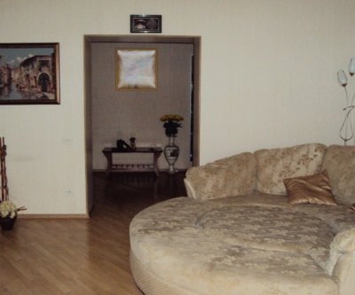 Комфортная, уютная квартира посуточно.: Казань, улица Ленская, фото 1