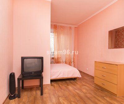 Уютная квартира в центре: Екатеринбург, проспект Ленина, фото 1