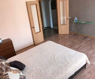 1-комн. квартира посуточно, 40 м², 8/10 эт.: Красноярск, 78-й Добровольческой Бригады, фото 3