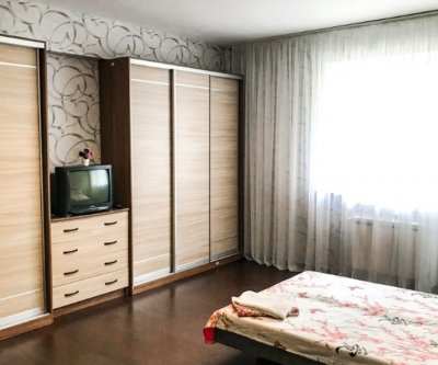 1-комн. квартира посуточно, 35 м², 3/12 эт.: Екатеринбург, улица Таежная, фото 1