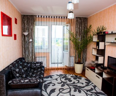 Уютная 1 комнатная квартира: Курск, проспект Вячеслава Клыкова, фото 1